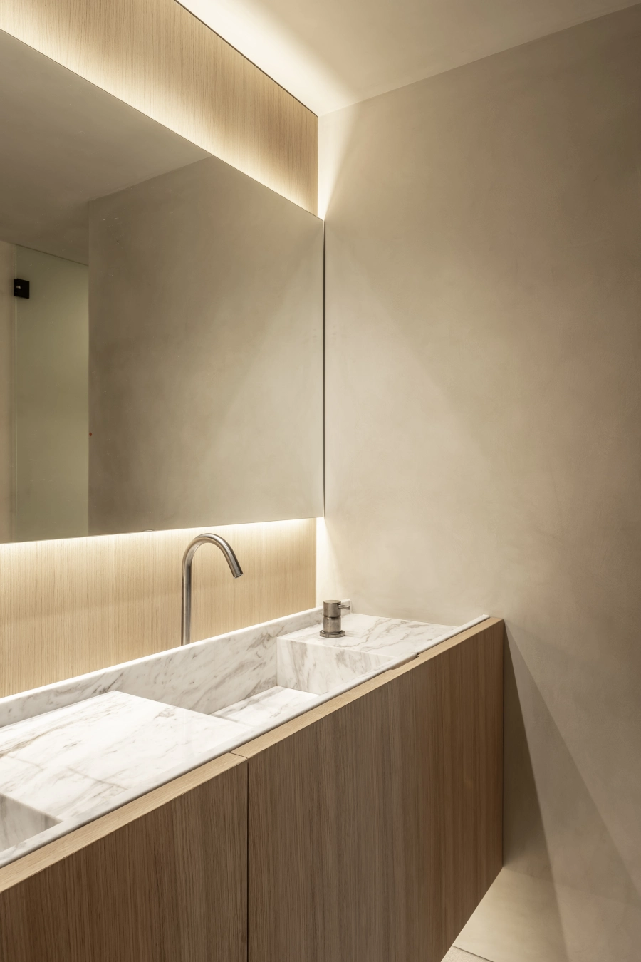 NG10 — OL Apartment
