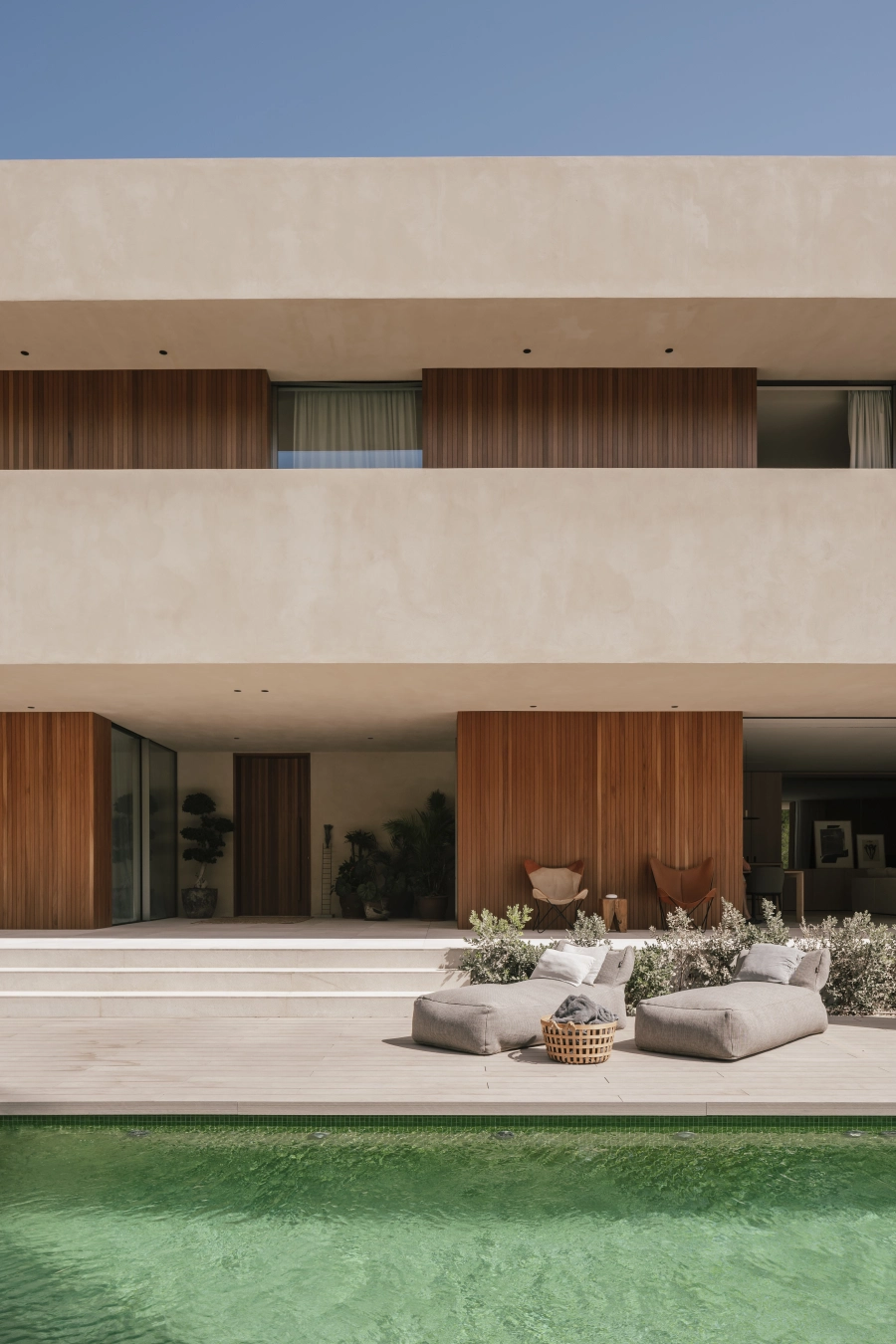 NG10 — PI House
