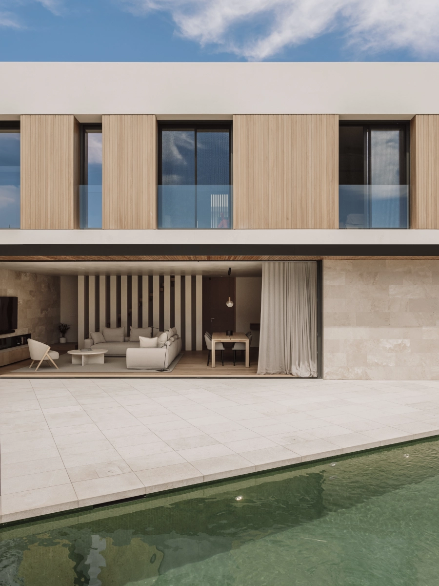 NG10 — PZ House
