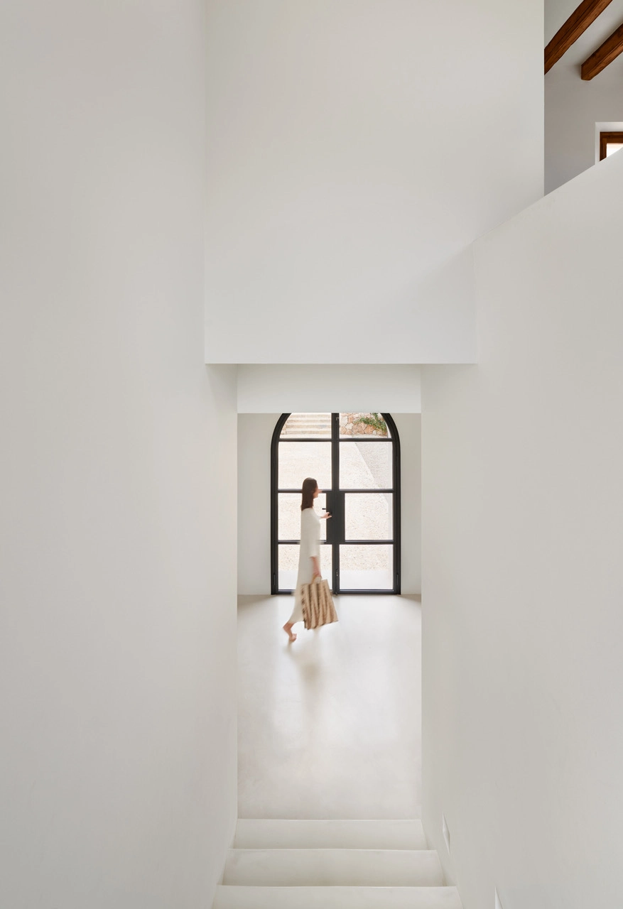 NG10 — Alaró House II