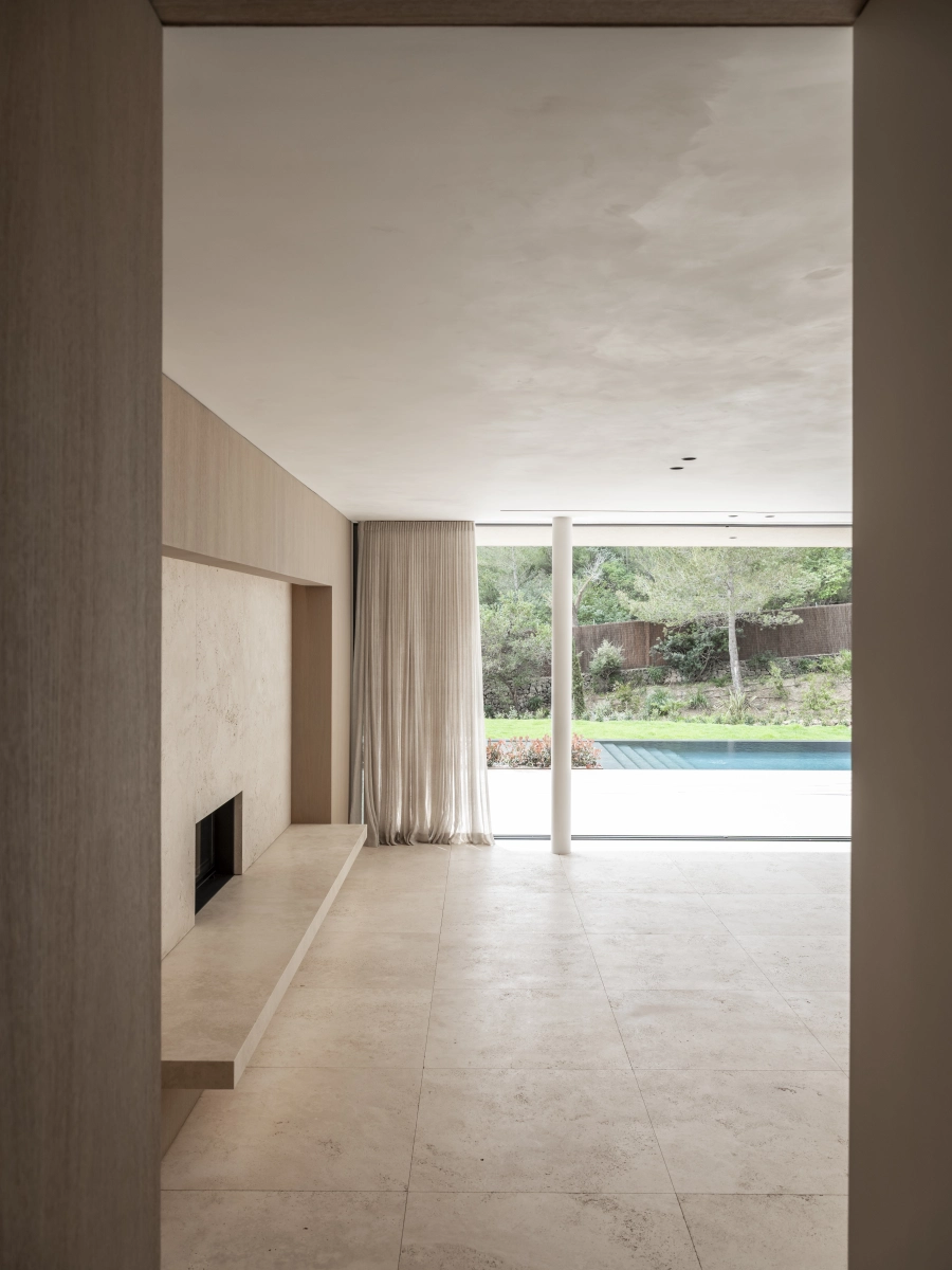 NG10 — BN7 House