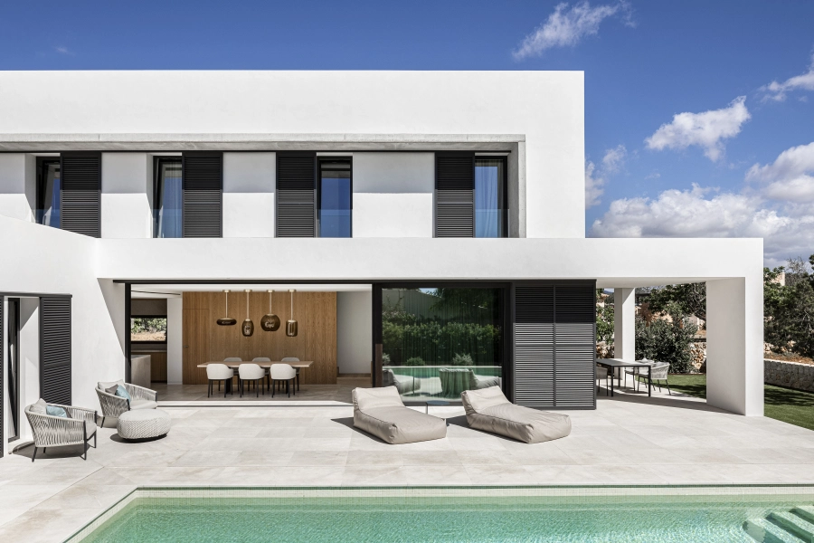 NG10 — JM House