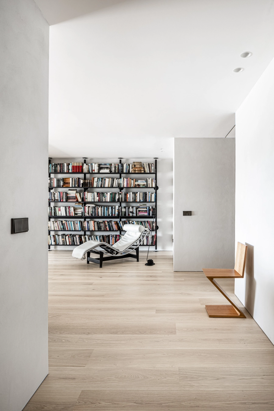 NG10 — PI Apartment