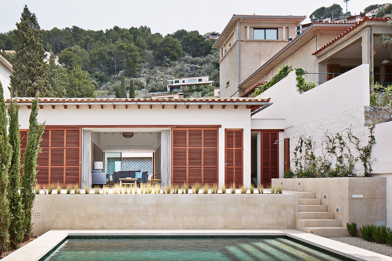 NG10 — Pto. Sóller House