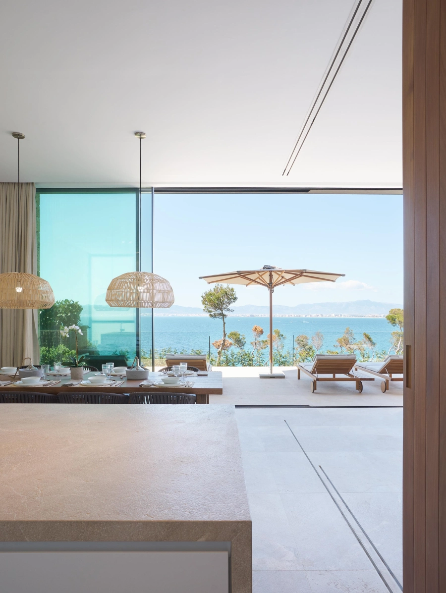 NG10 — Son Verí House