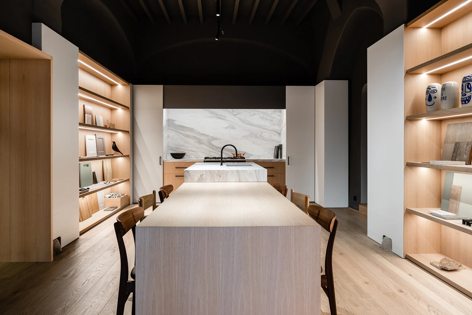 NG10 — Estils i Formes Showroom