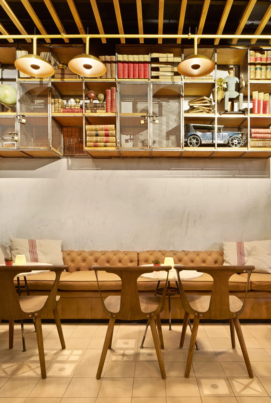 NG10 — Weyler Cocktail Bar