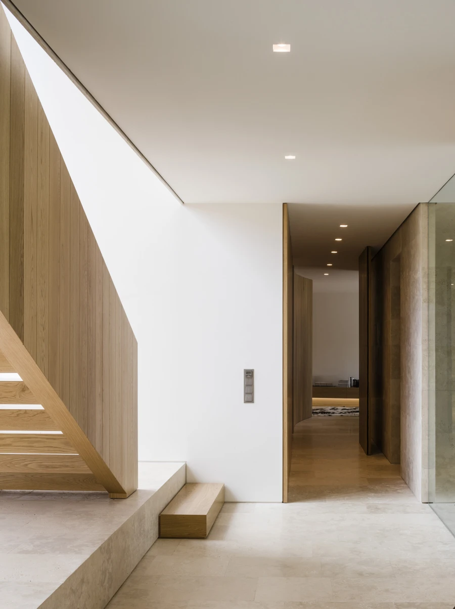 NG10 — SV House