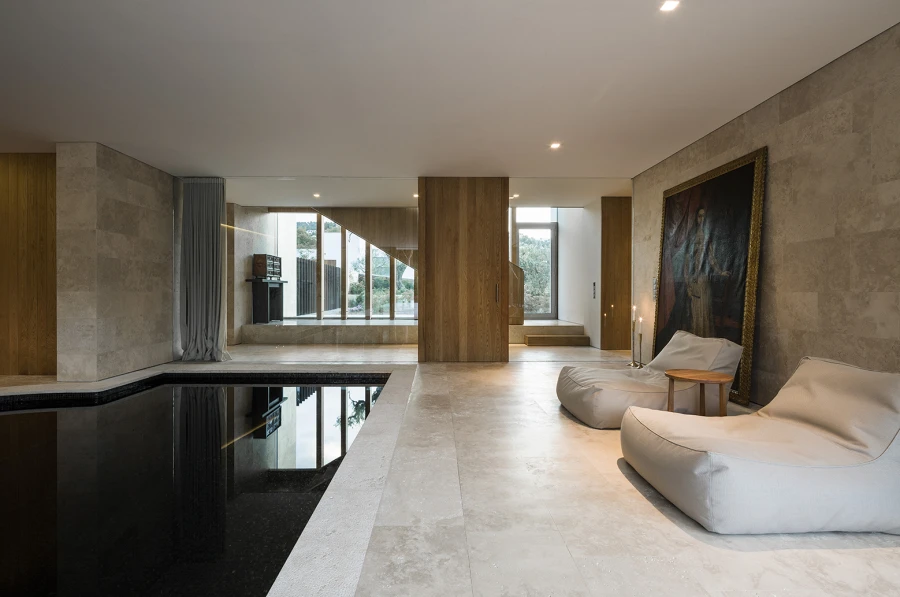 NG10 — SV House