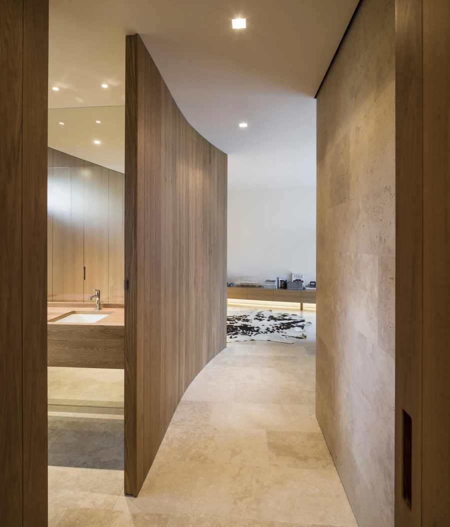 NG10 — SV House
